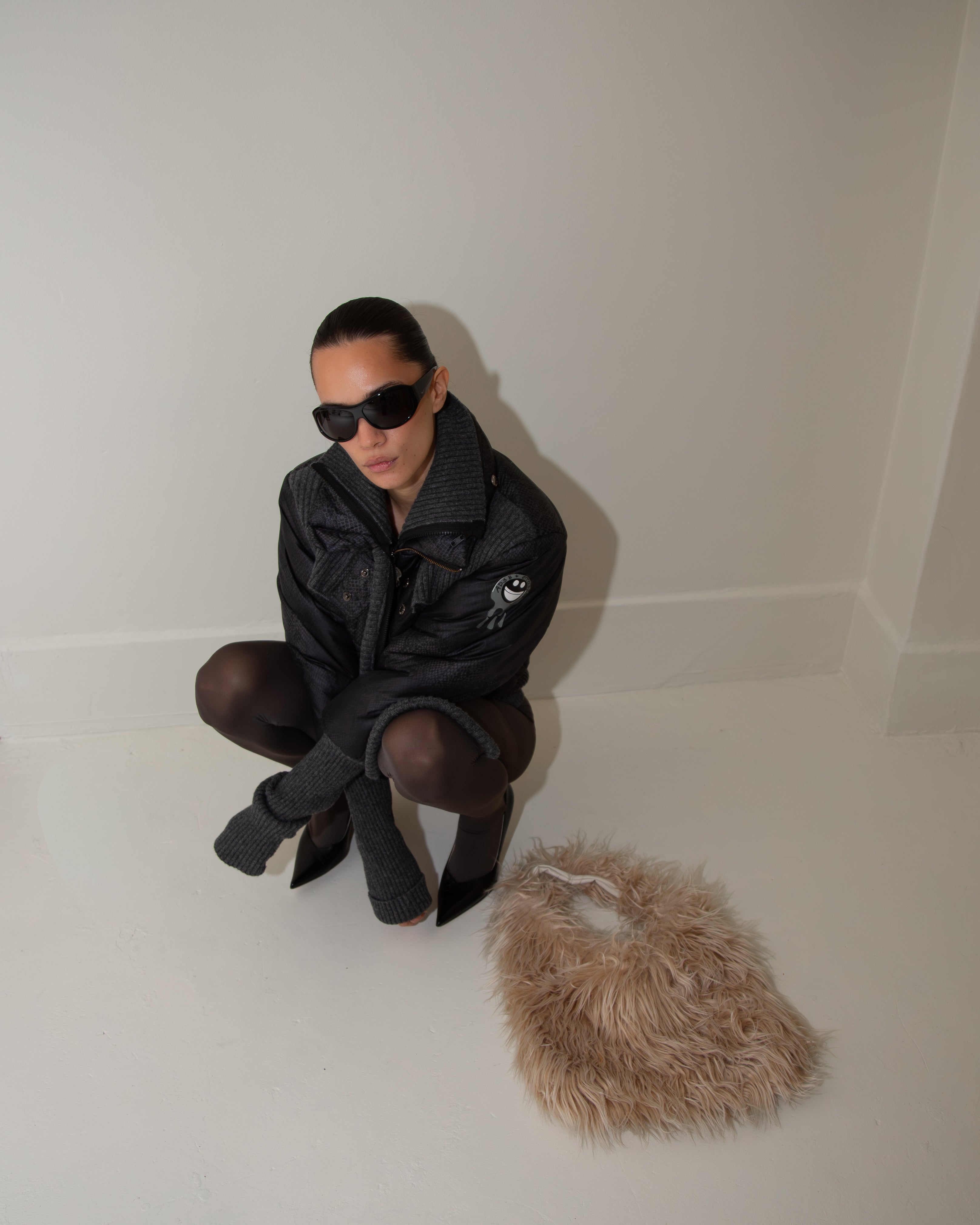 FAUX FUR SHOULDER BAG - BEIGE