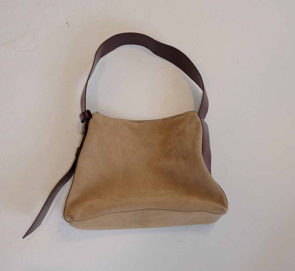 VERSA TOTE - CAMELLO/BURGUNDY