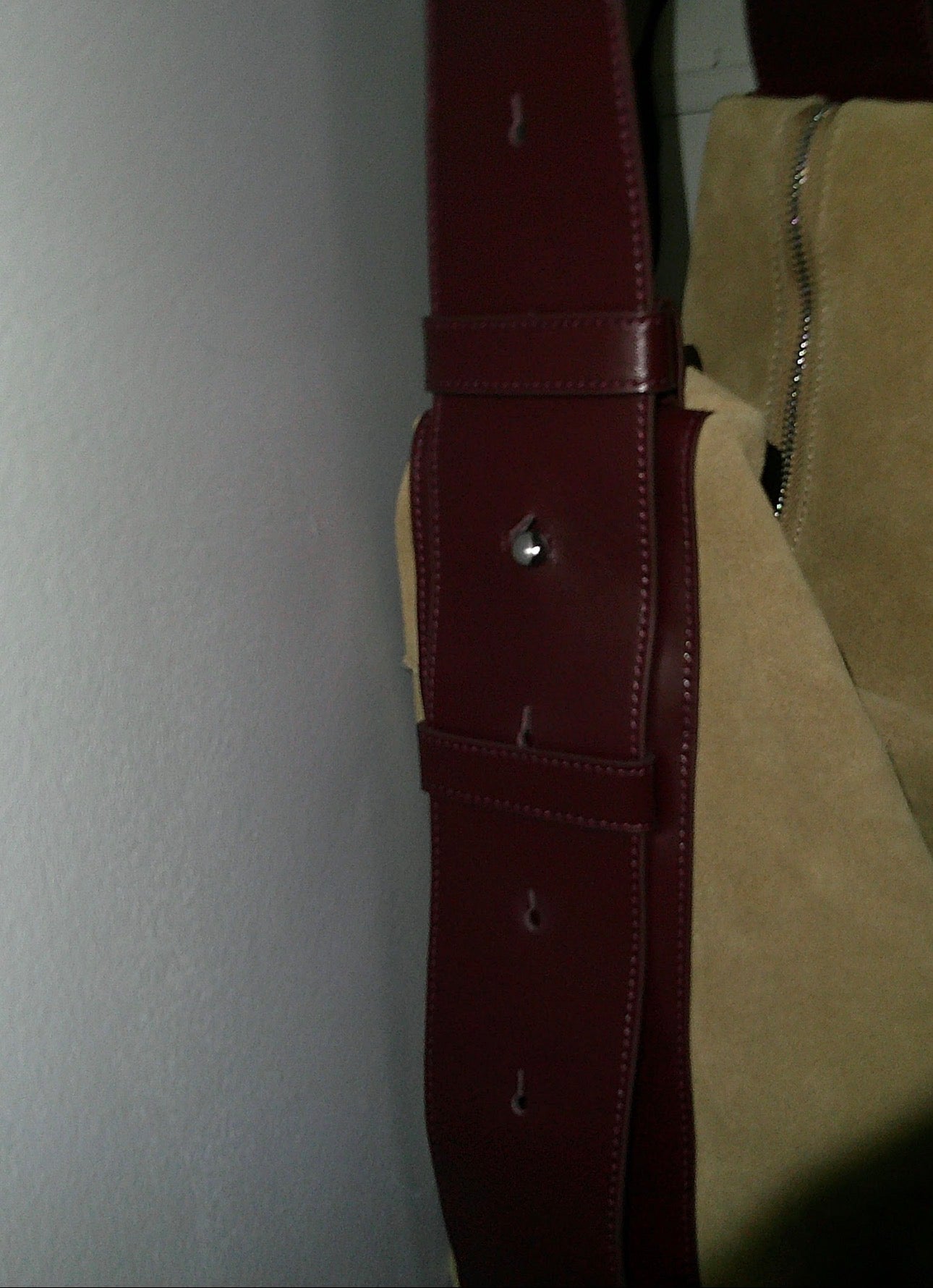 VERSA TOTE - CAMELLO/BURGUNDY