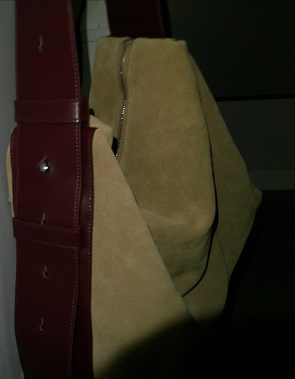 VERSA TOTE - CAMELLO/BURGUNDY